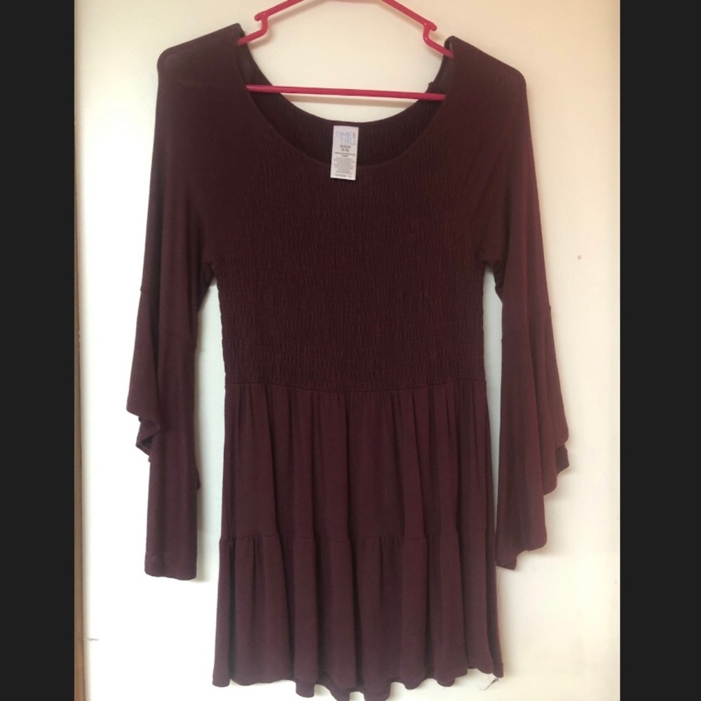 Marroon quarter sleeve shirt